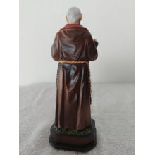 Imagem de São Padre Pio 20cm em resina.