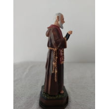 Imagem de São Padre Pio 20cm em resina.